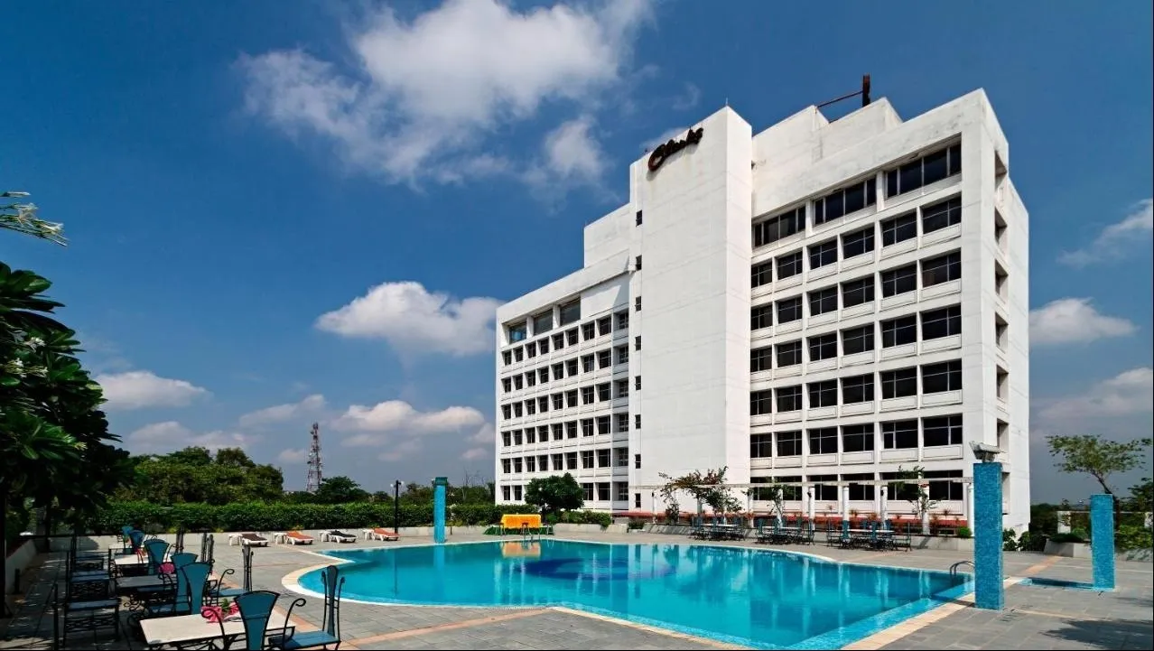 event-venue-Clarks Avadh