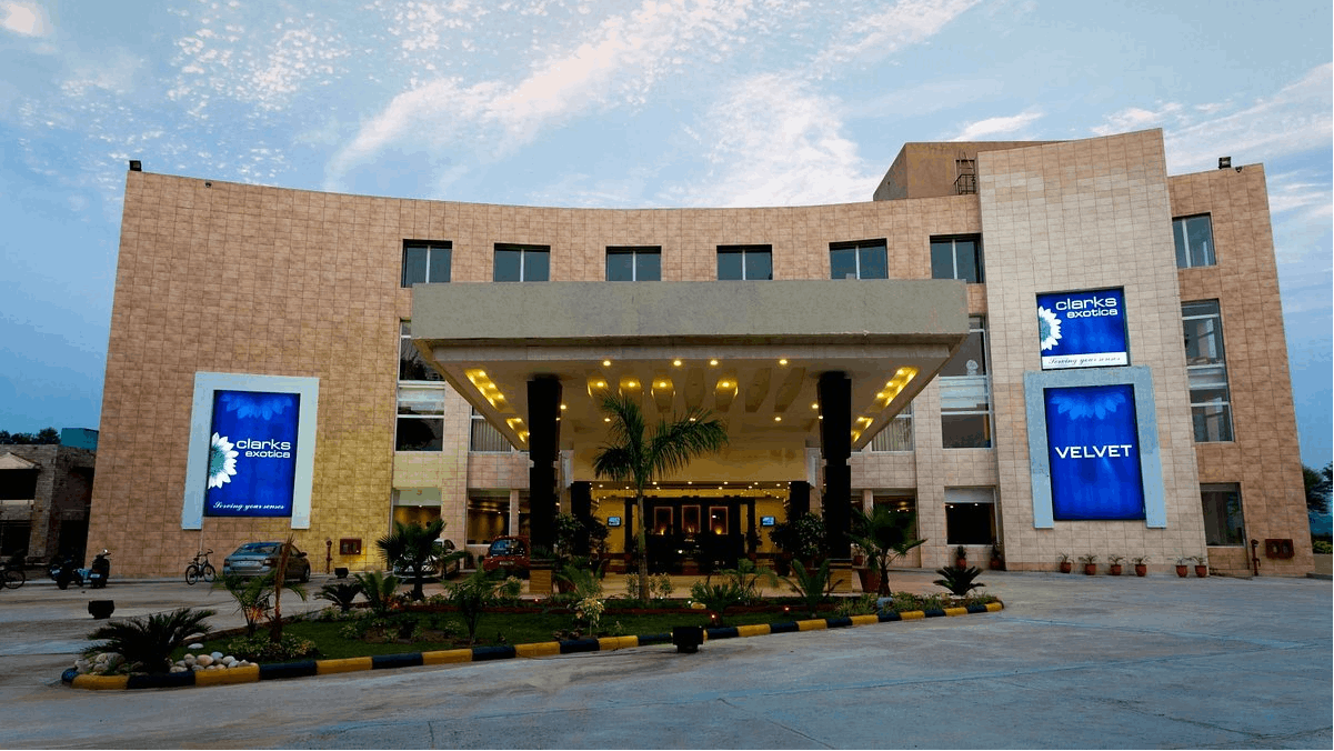 event-venue-Velvet Clarks Exotica, Zirakpur