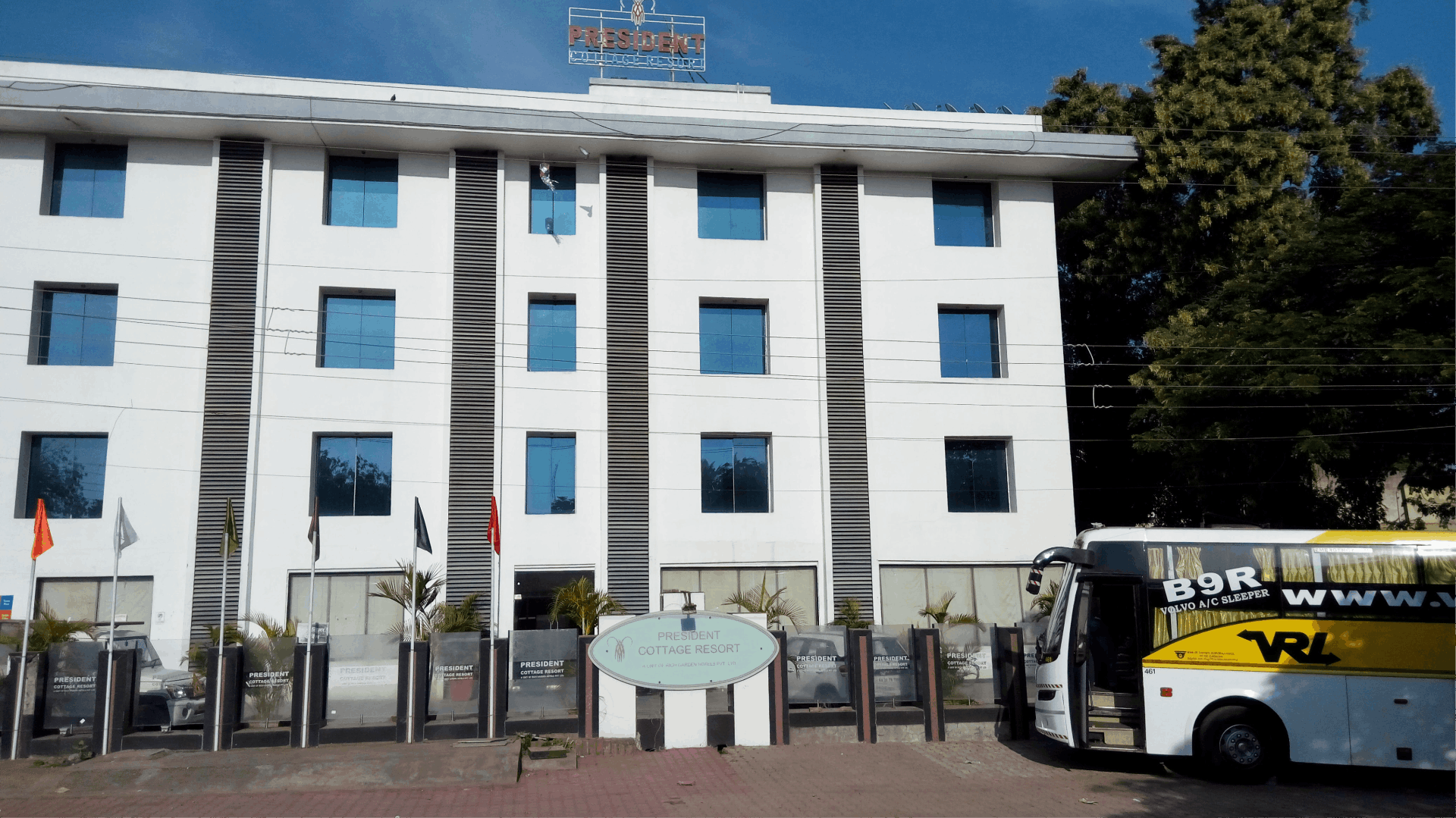 event-venue-President Cottage Resort