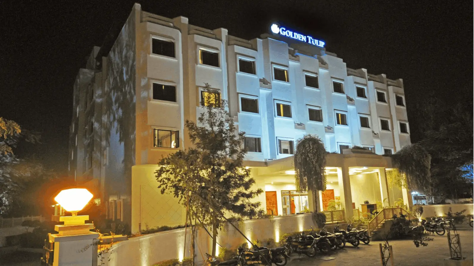 event-venue-Hotel Golden Tulip Udaipur