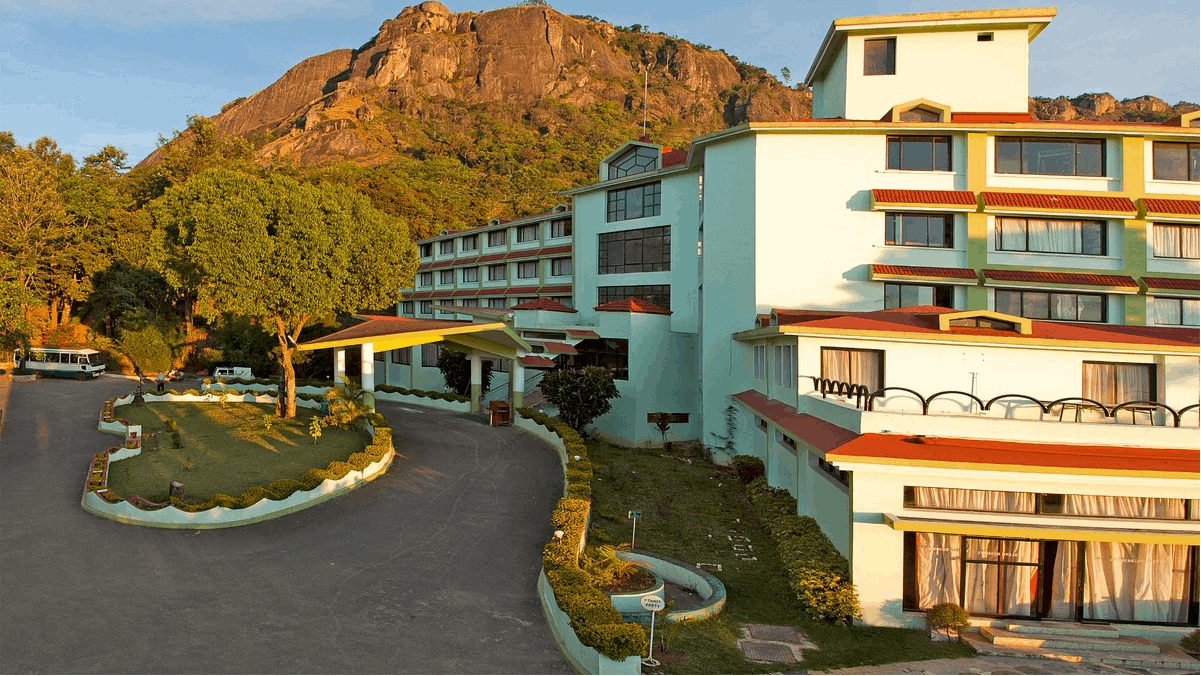 event-venue-Sterling Munnar