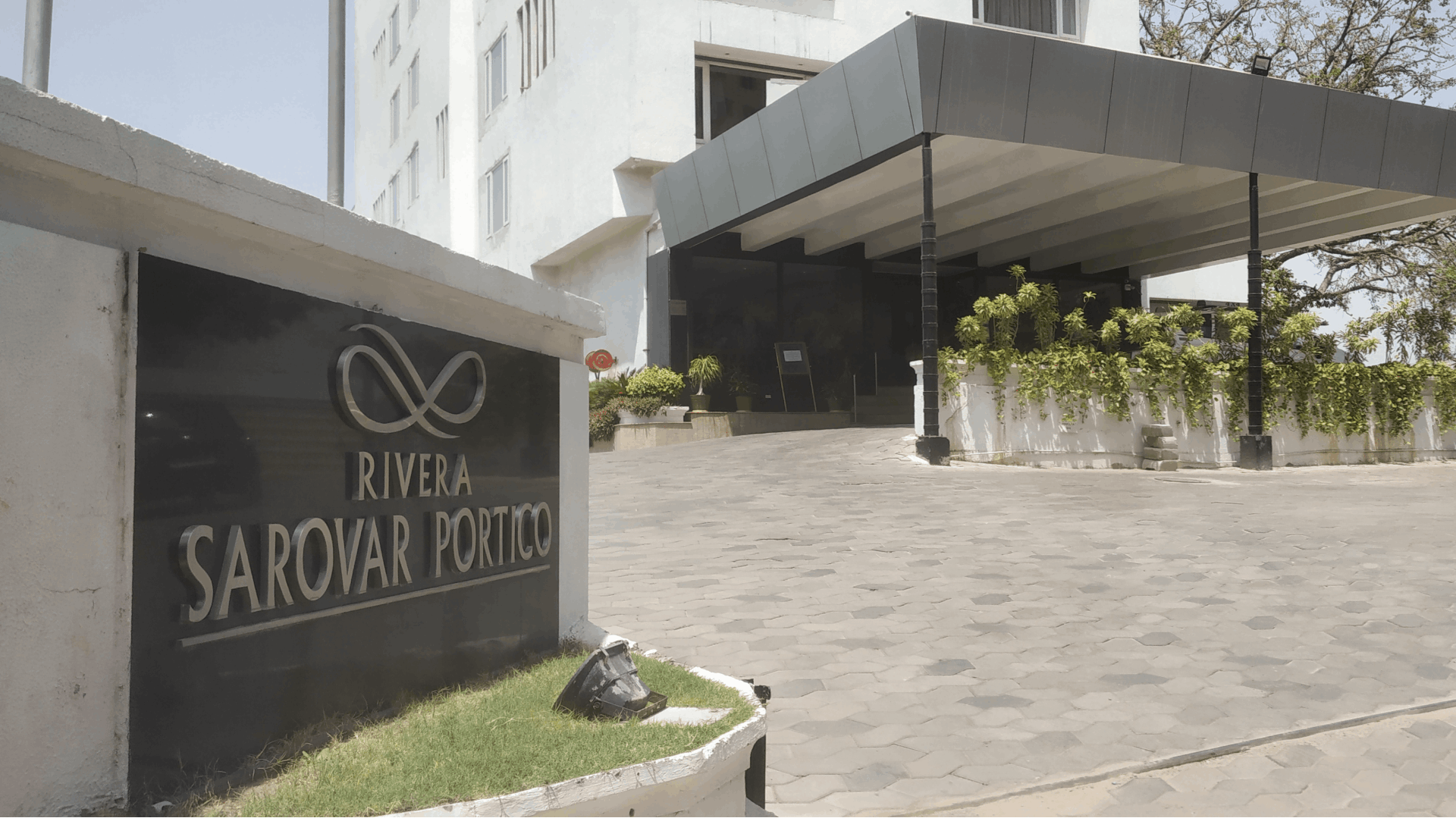 event-venue-Rivera Sarovar Portico, Ahmedabad