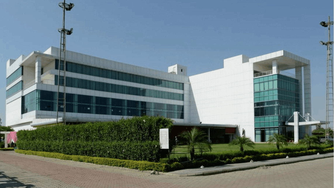 event-venue-Amer Greens