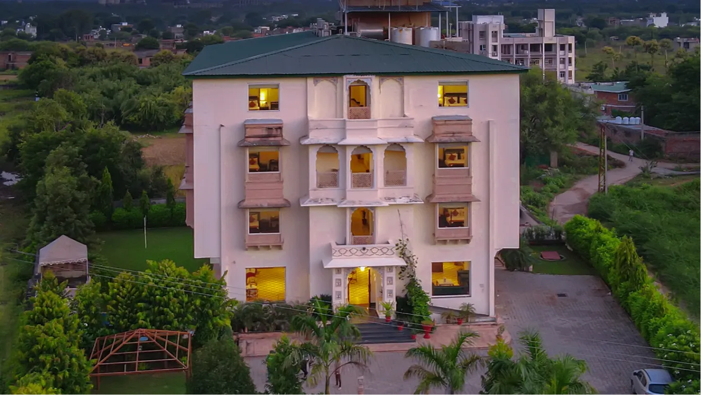 WelcomeHeritage Mount Valley Resort — main image