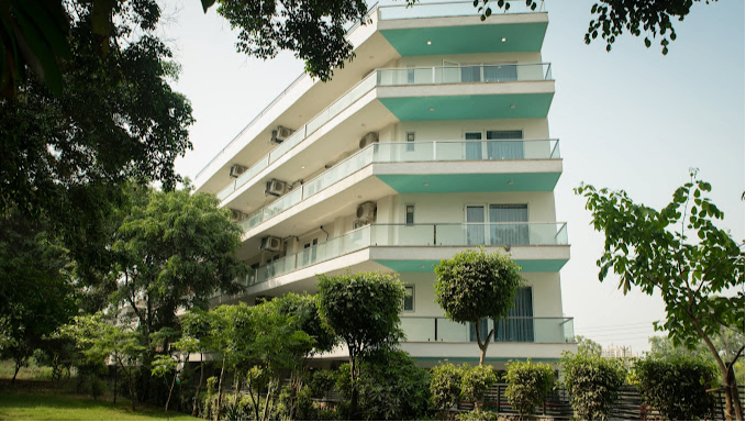 event-venue-Inde Hotel Golf Course Extension