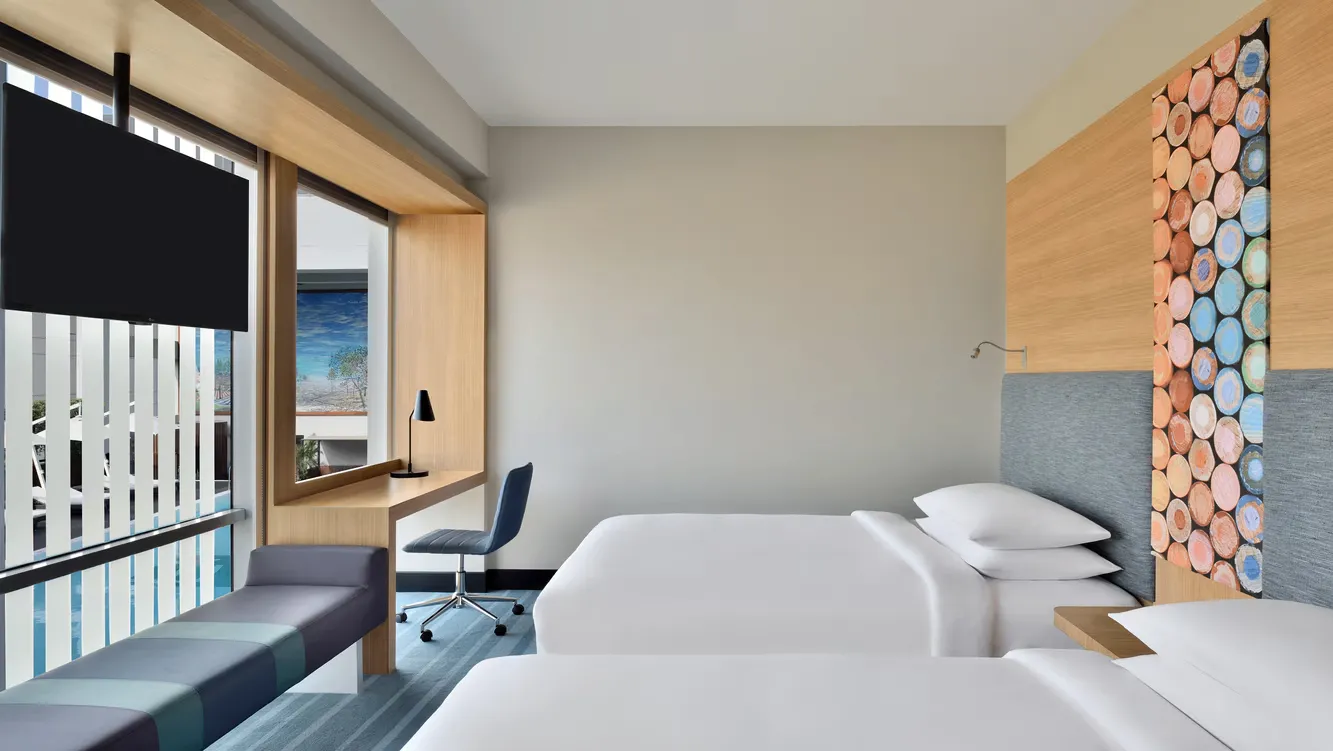 ALOFT ROOM, GUEST ROOM, 2 TWIN, POOL VIEW