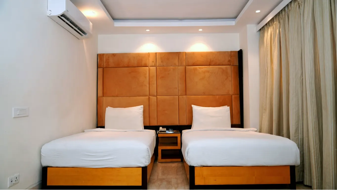 Deluxe Twin Room