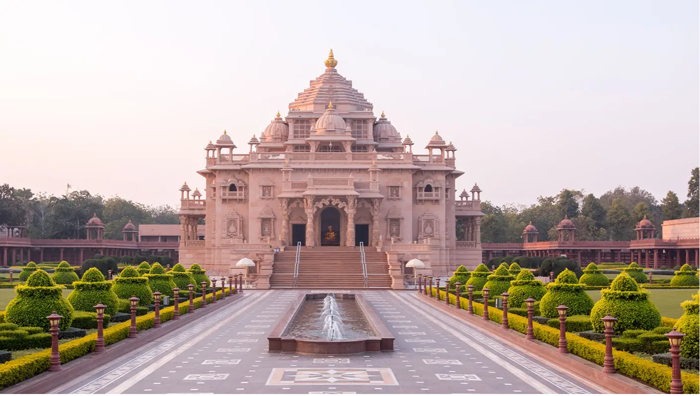 Akshardham Temple