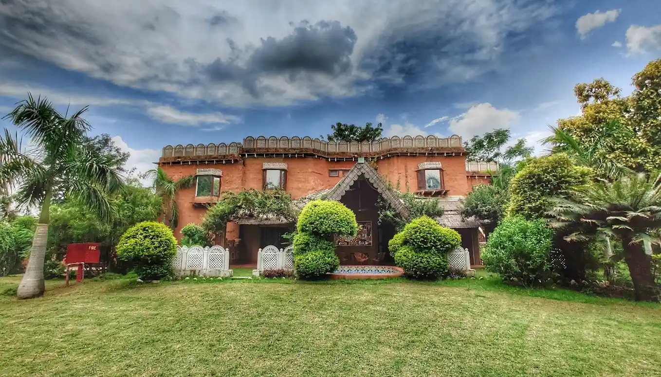 event-venue-Surjivan Resort