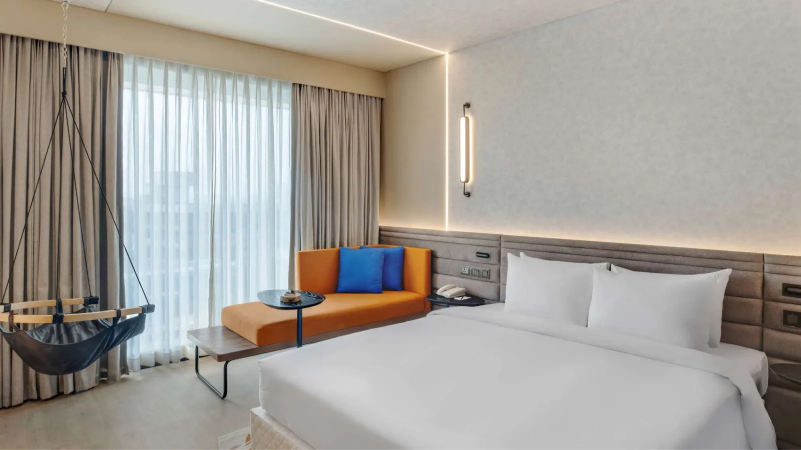 Premier Room King with complimentary lounge access