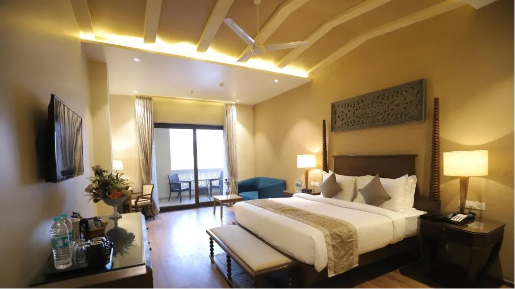 King Room with Balcony
