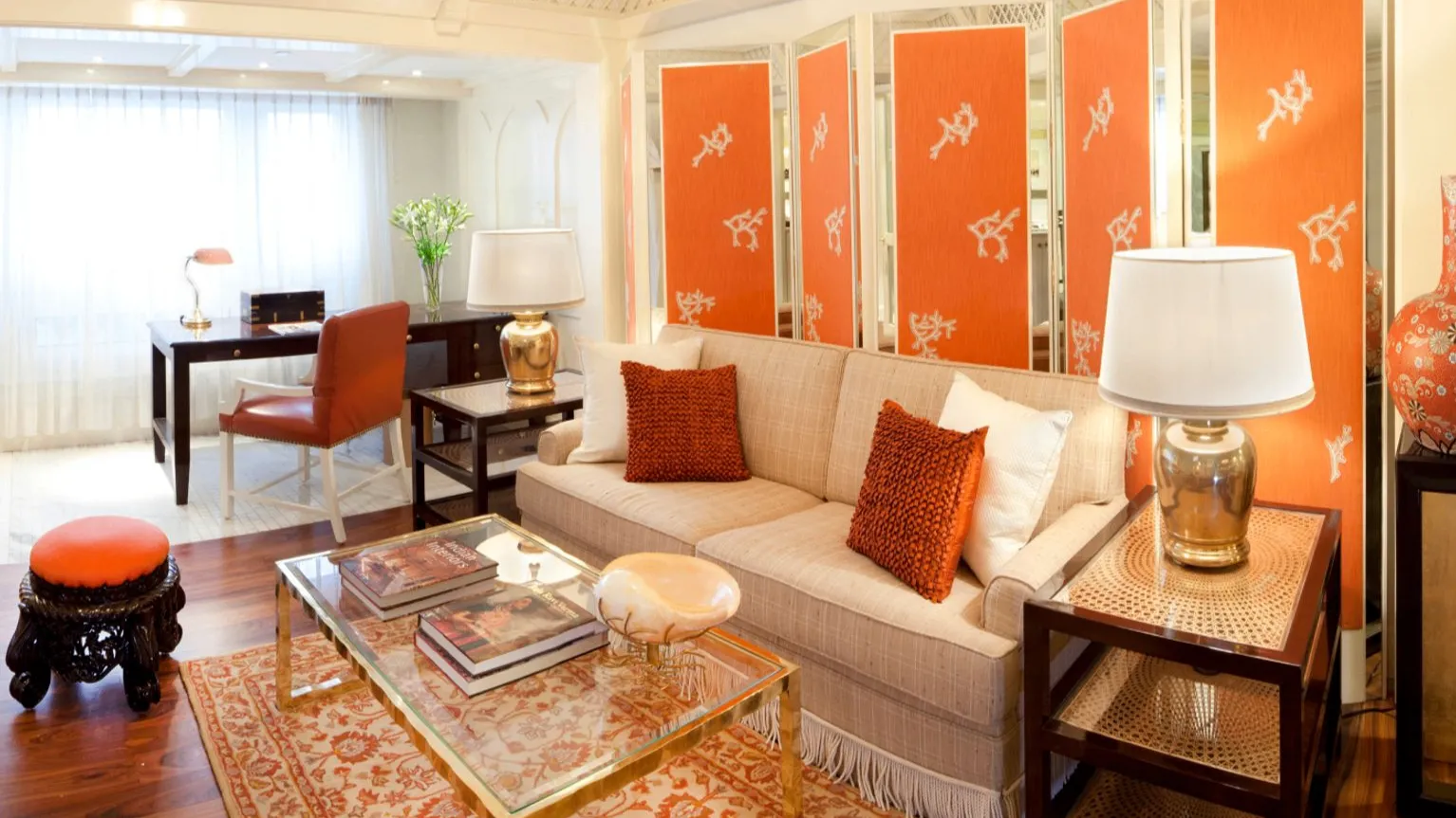 LUXURY SUITE ONE BEDROOM CITY VIEW