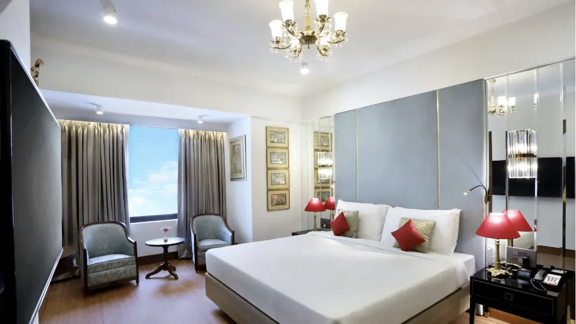 Luxury Suite