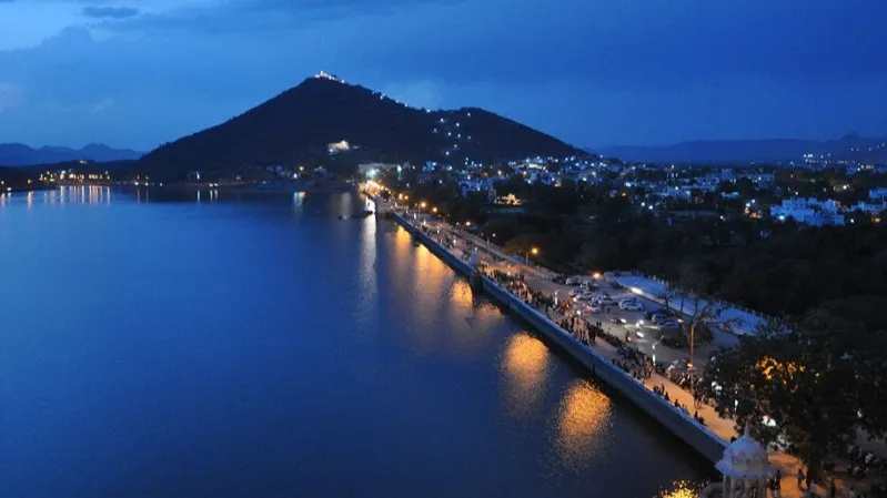 Fateh Sagar Lake