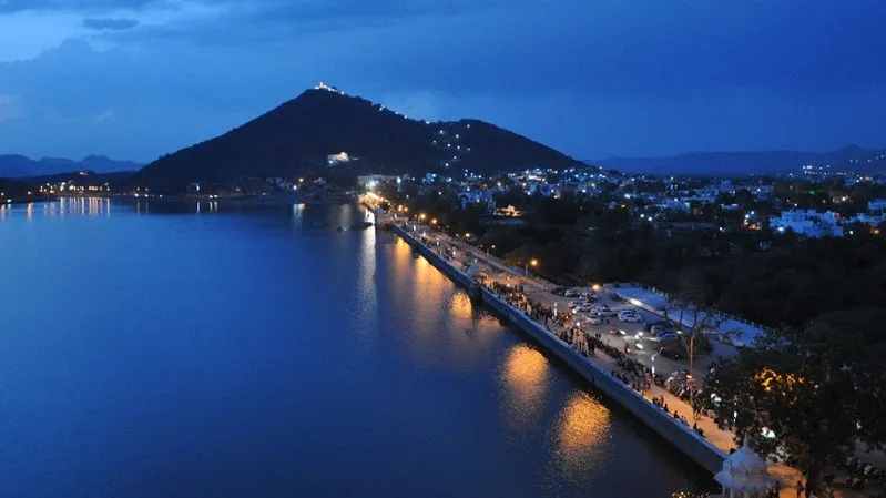 Fateh Sagar Lake