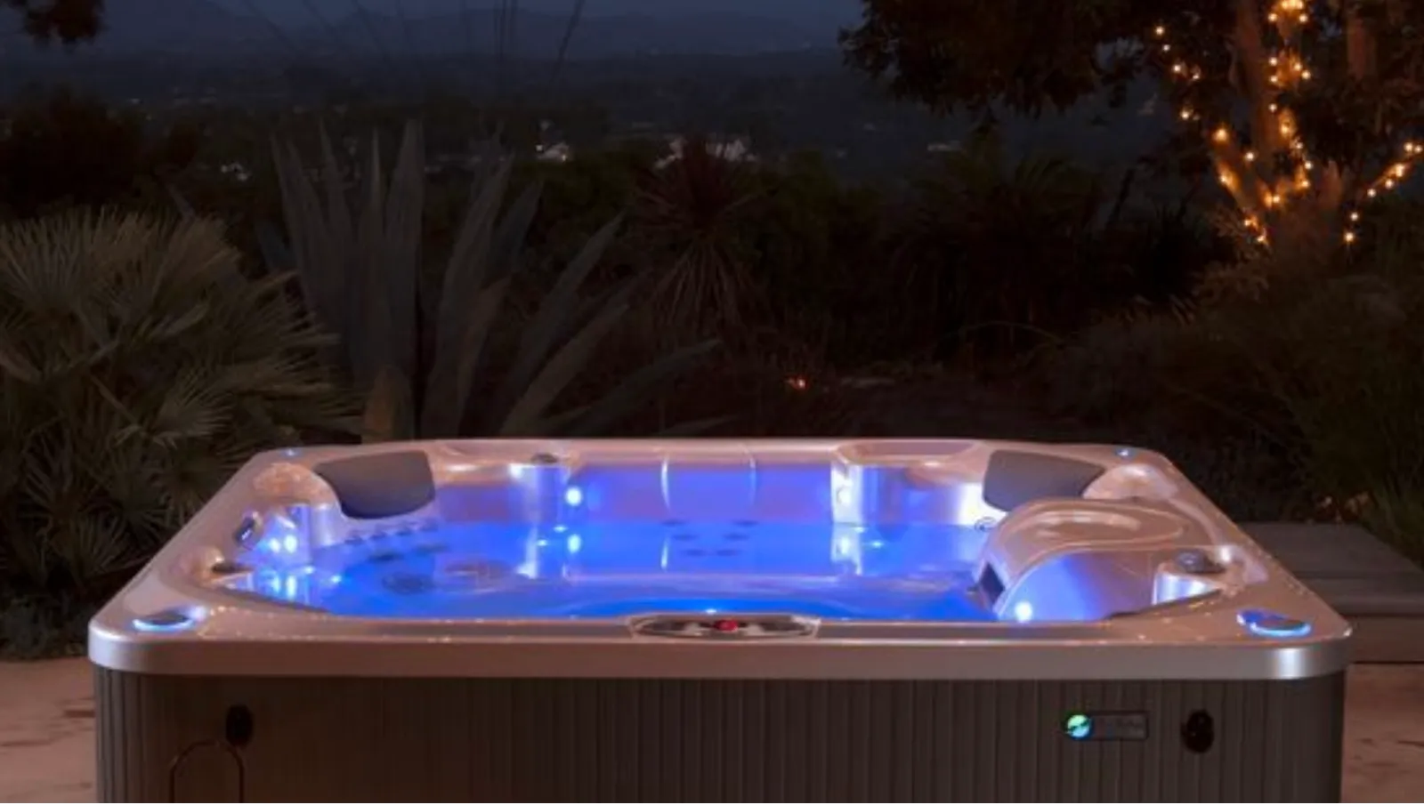 Jacuzzi with Candle-lit Dinner