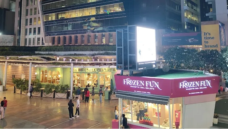 DLF CyberHub