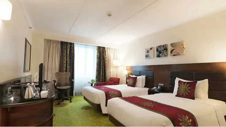 2 Twin Bed Premium Room