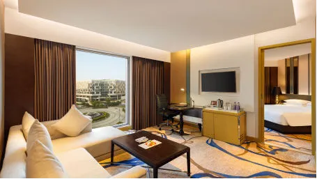 Premium Luxury Suite Room