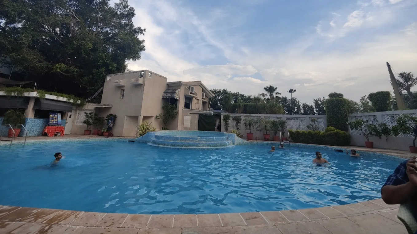 Pool