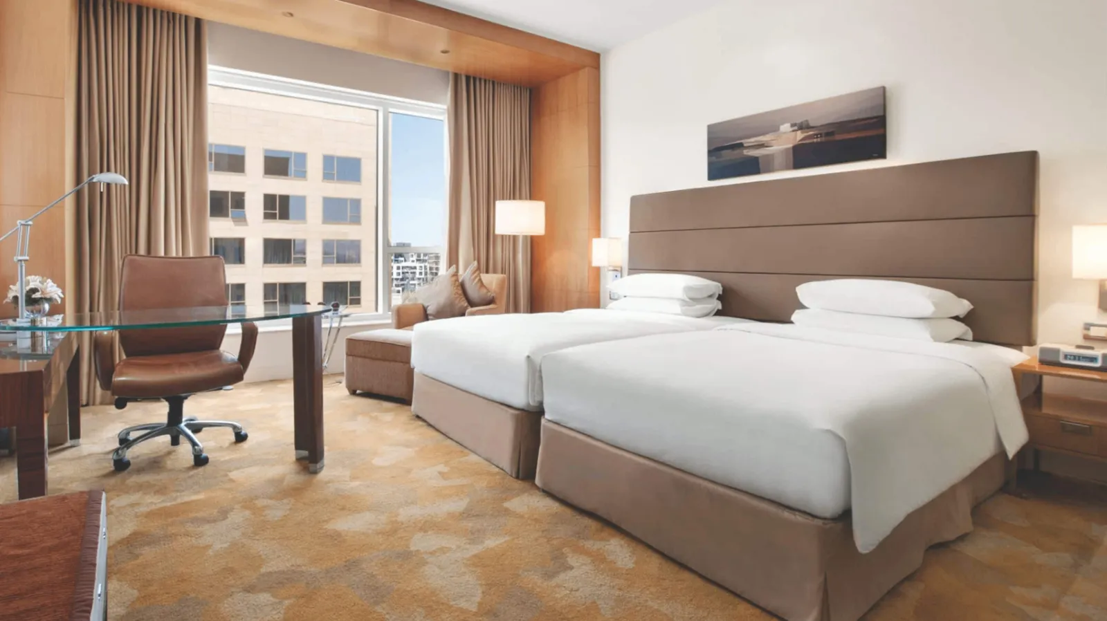 2 Twin Beds With Club Access