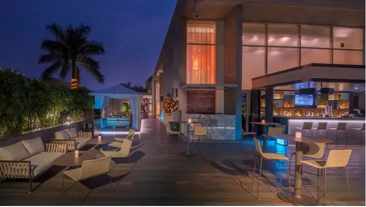 Vibe Bar & Grill