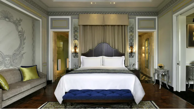 Raffles Manor Suite