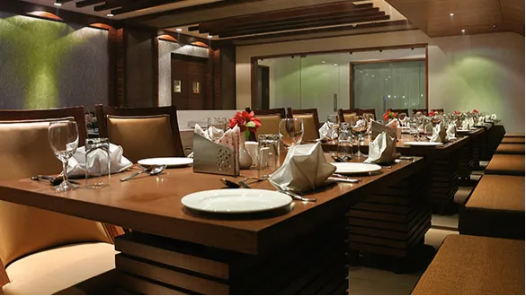 CUISINE RESTAURANT