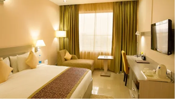 Service Apartment