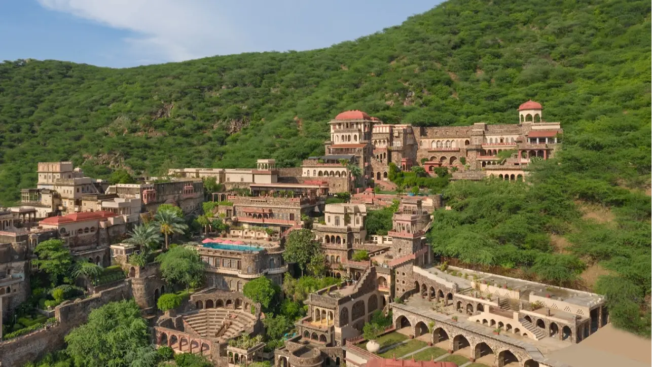 Neemrana Fort 