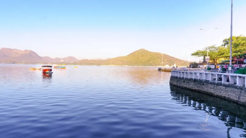 Fateh Sagar Lake 