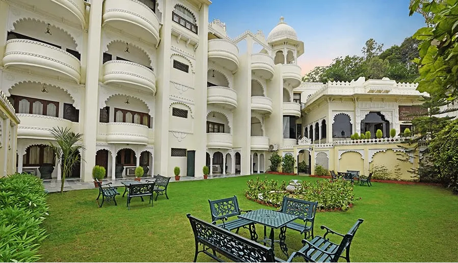 event-venue-Hotel Swaroop Vilas