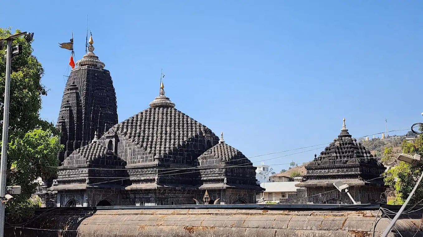 Trimbakeshwar Jyotirling Mandir Nashik
