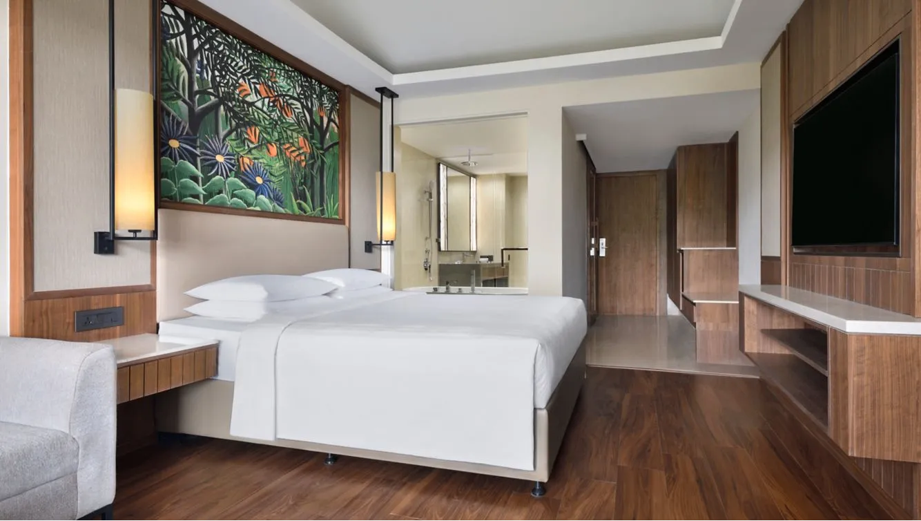 Deluxe Room with Bathtub