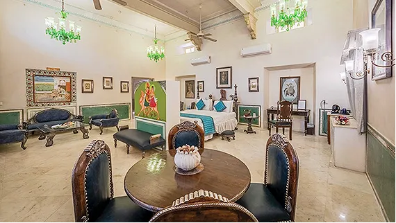  Maharaja Suite 