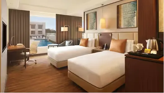 2 Twin Guest Room with Pool View