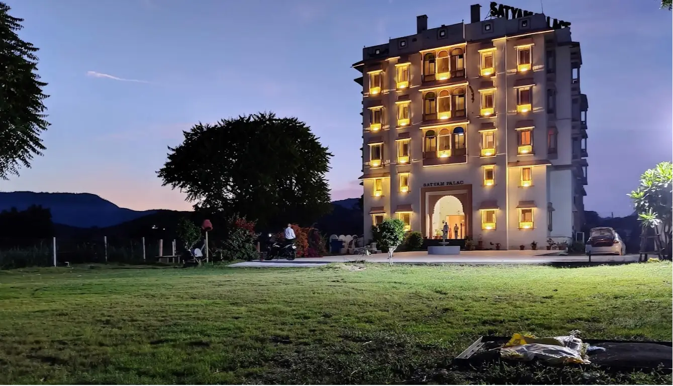event-venue-Satyam Palace Pushkar