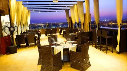 THE VIEW GRILLAND VIEW