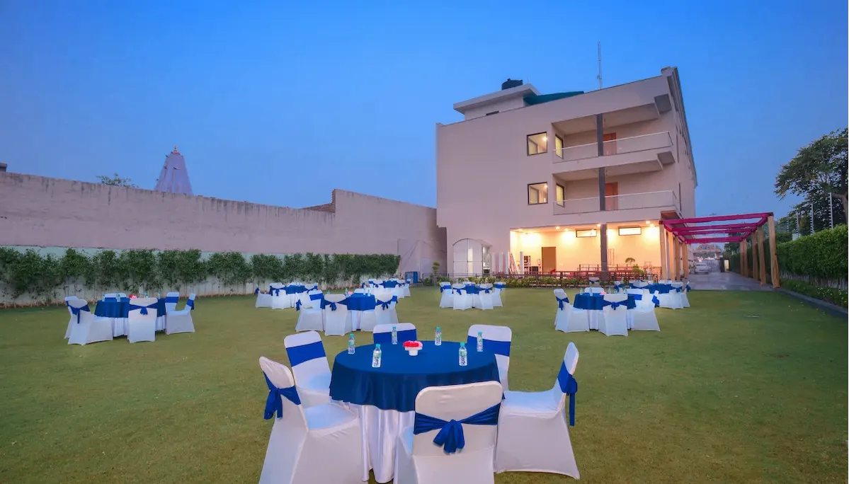 Wingston A TreeHouse Hotel Barsana