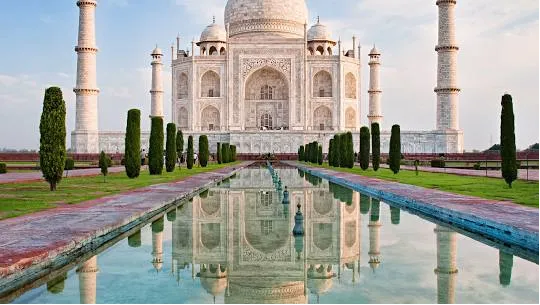  Taj Mahal