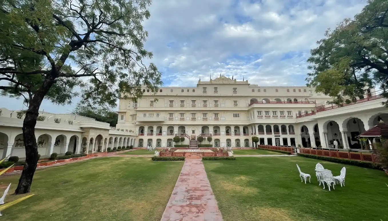 The Raj Palace, Jaipur, Rajasthan, India - Spalba