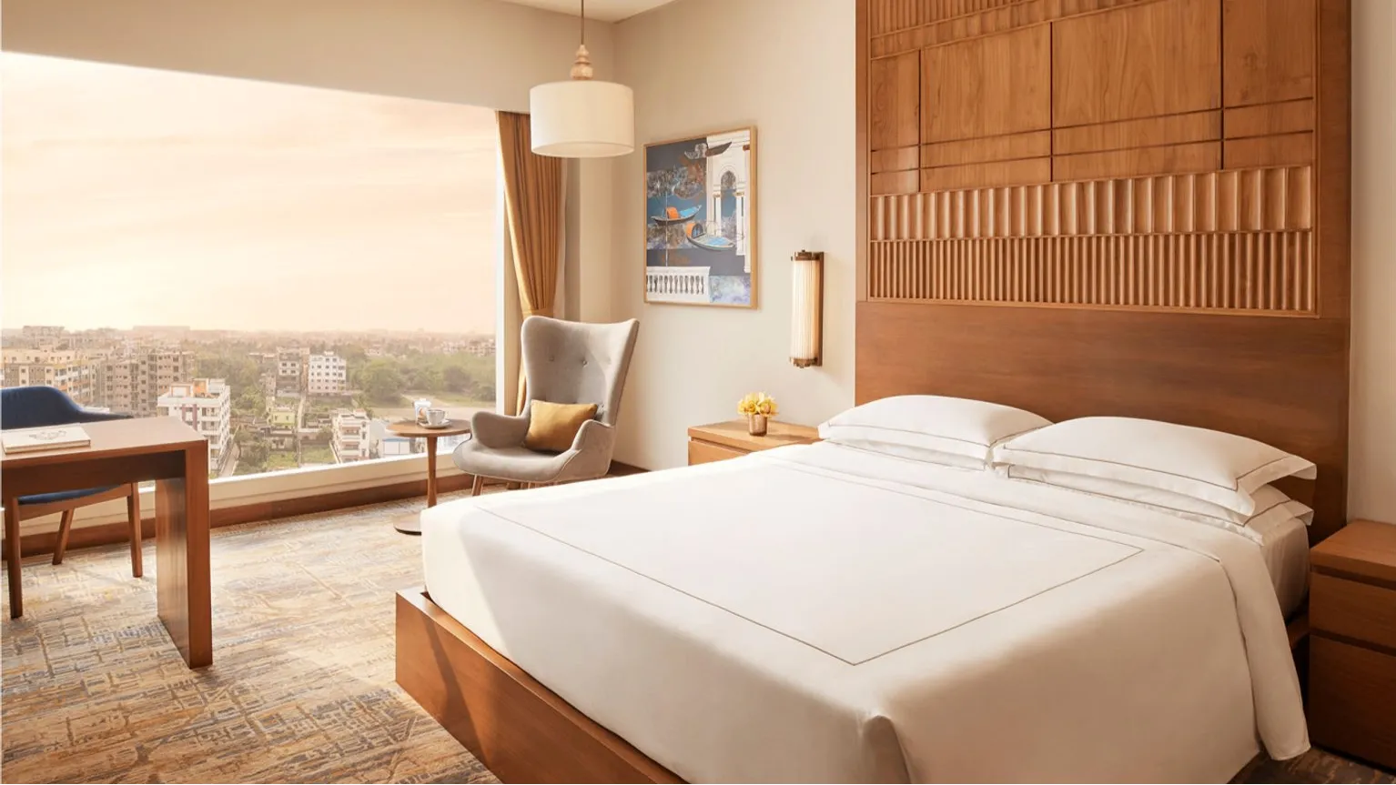 Luxury Room King Bed