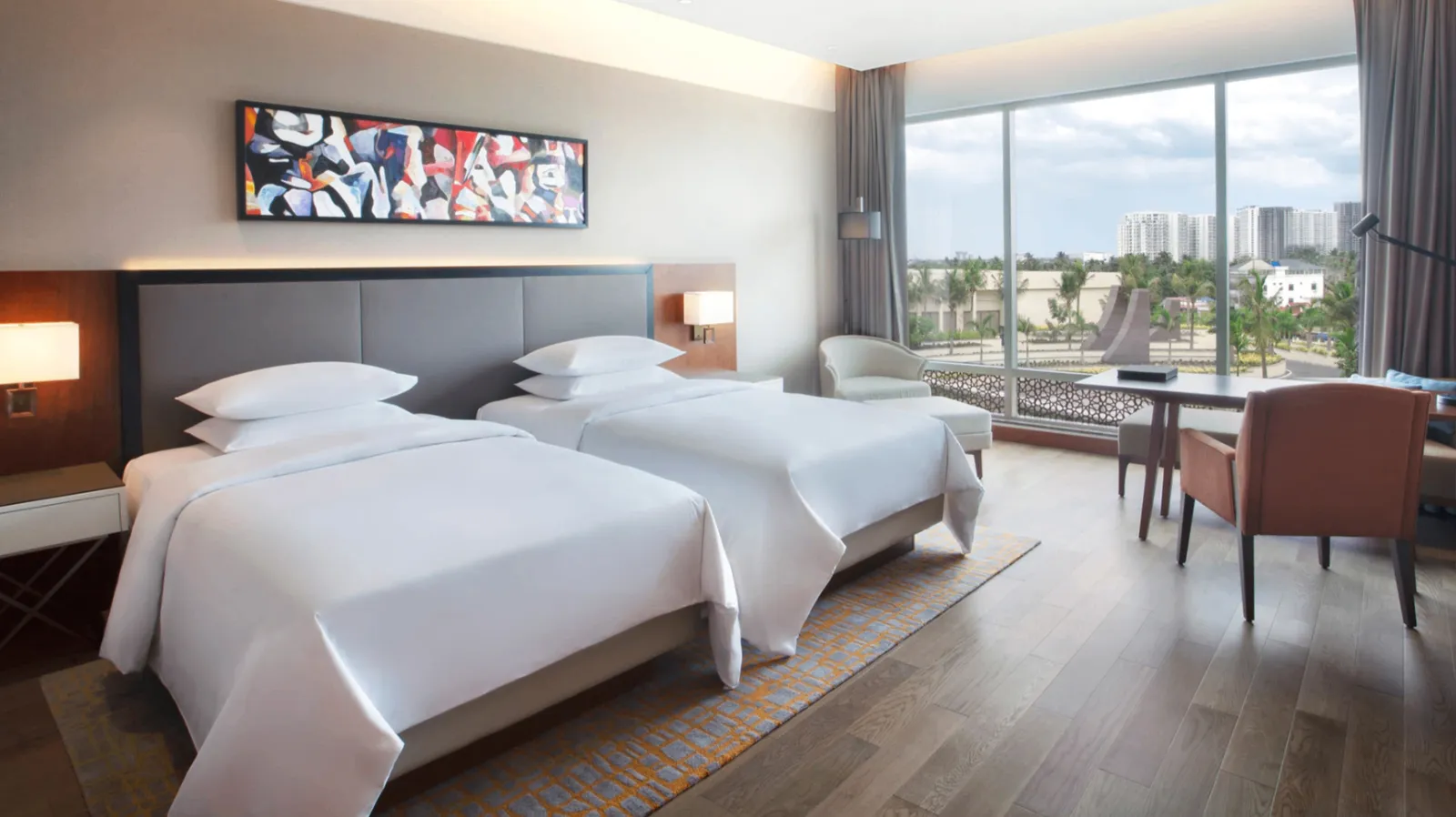 2 Twin Beds Club Access