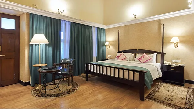 Luxury Heritage with Lawn view Balcony