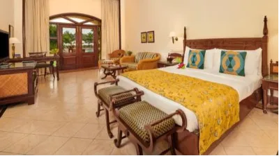 Pool View Suite