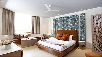 Premium Club Room With Bathtub And Balcony