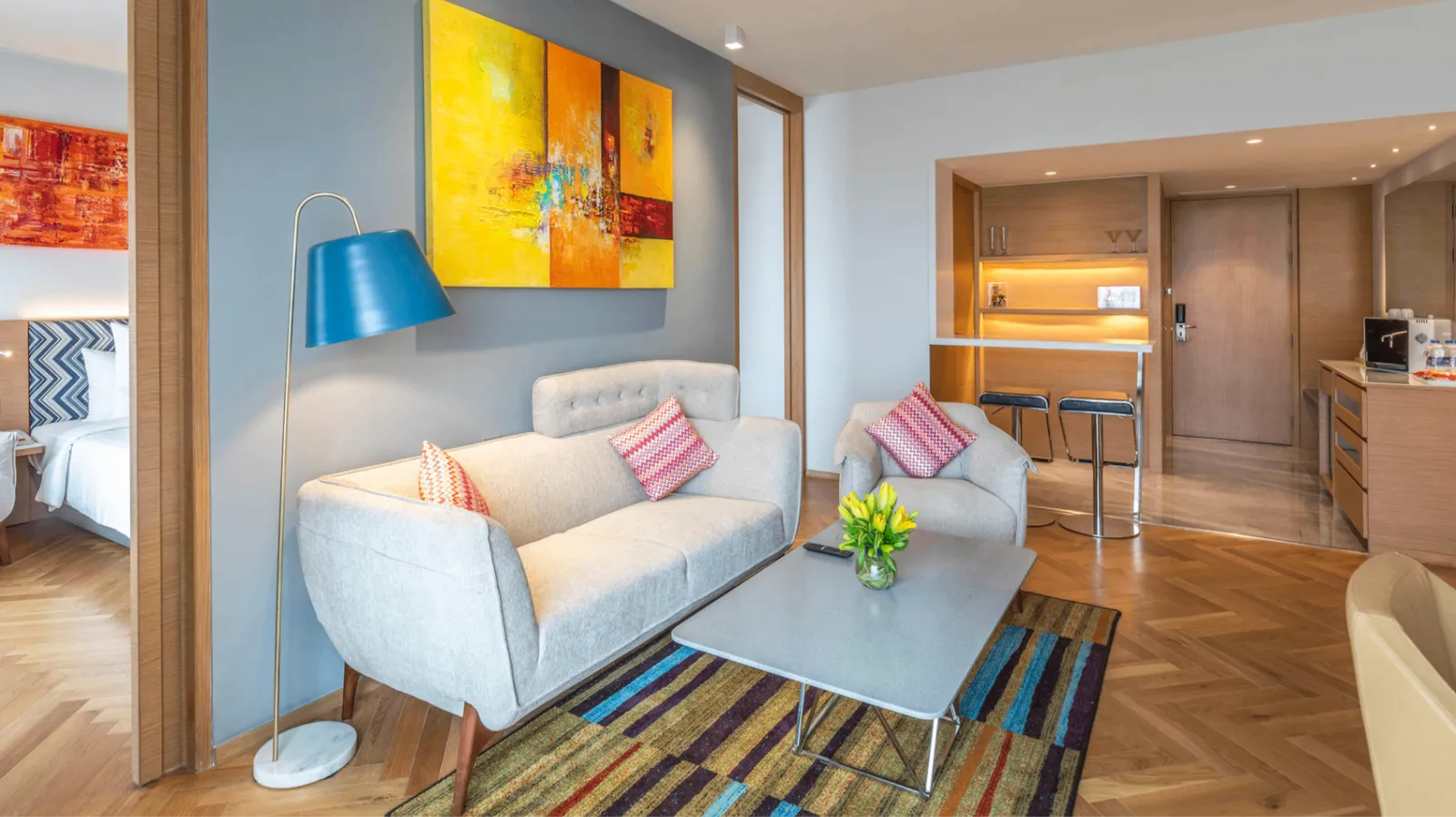 Executive Suite - Queen Bed