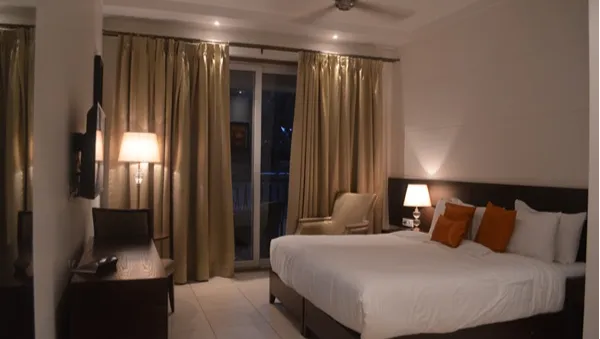 DELUXE ROOM WITH BALCONY