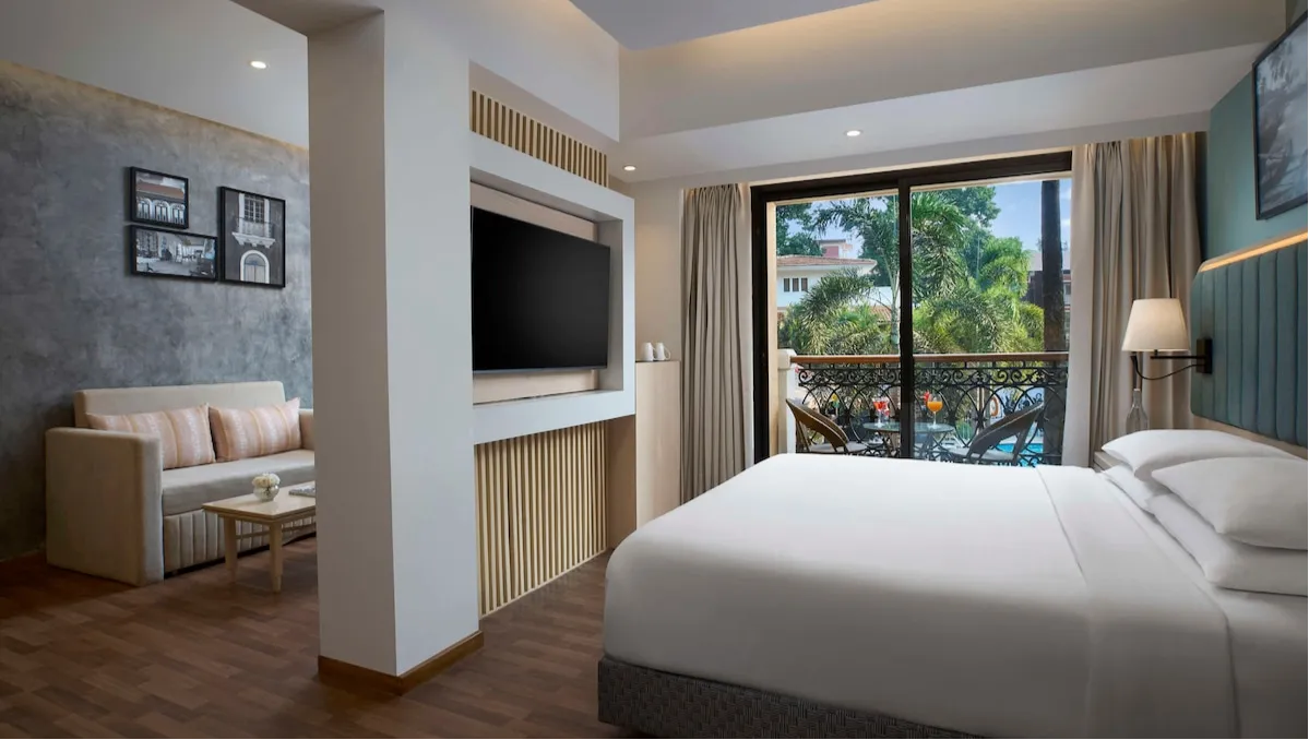 Junior Suite - Pool View