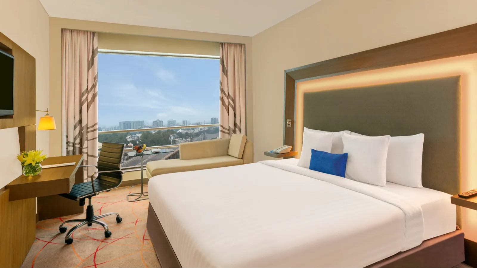 Superior Room - King Size Bed